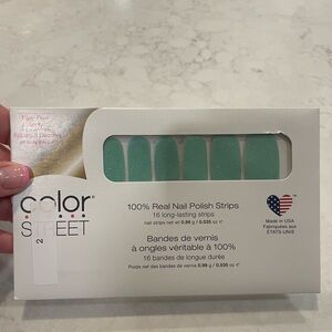 Color Street Nail Strips- In The Mist